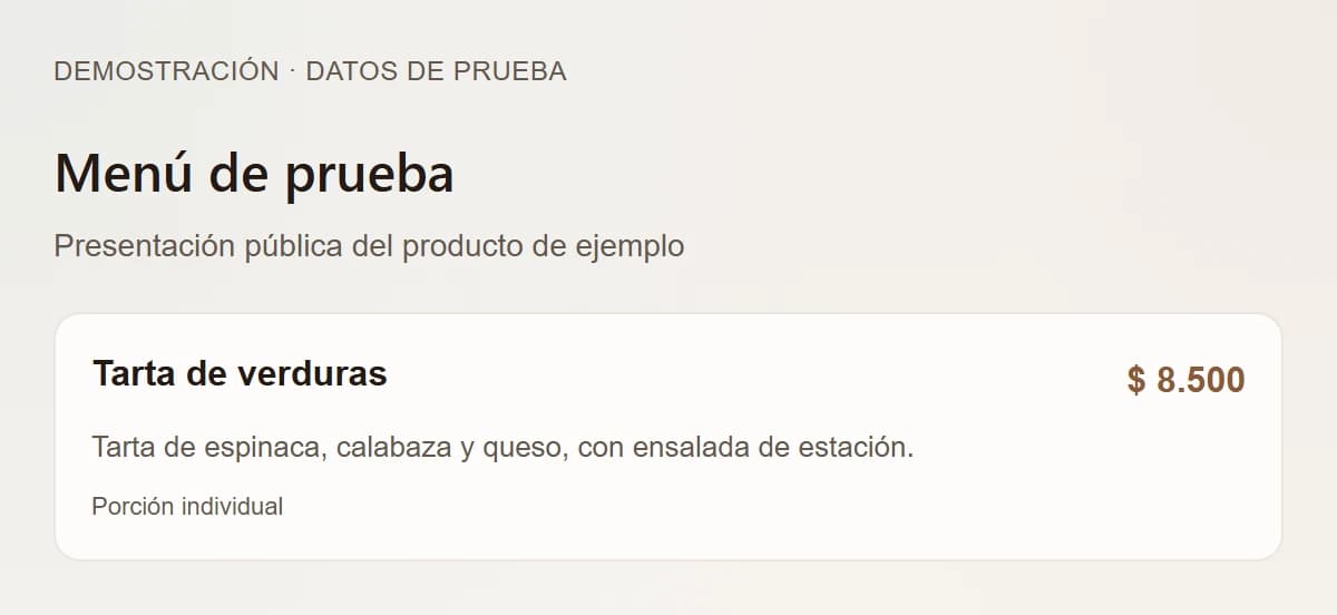 Menú web de prueba con Tarta de verduras, descripción y precio de 8.500 pesos, coincidentes con el editor